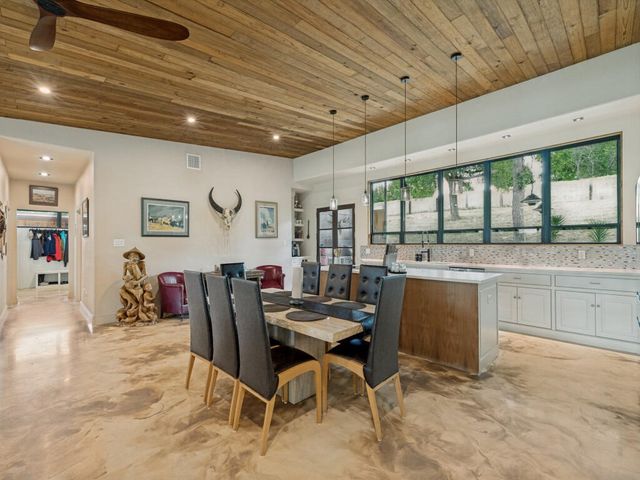 1746 S FM 372, Gainesville, TX 76240