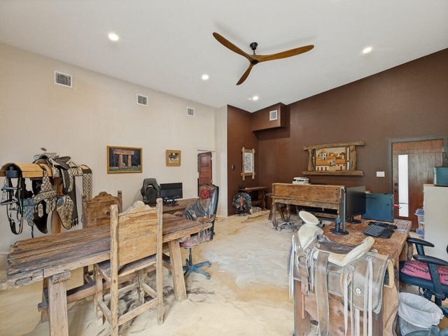 1746 S FM 372, Gainesville, TX 76240
