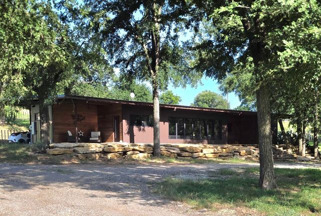 1746 S FM 372, Gainesville, TX 76240