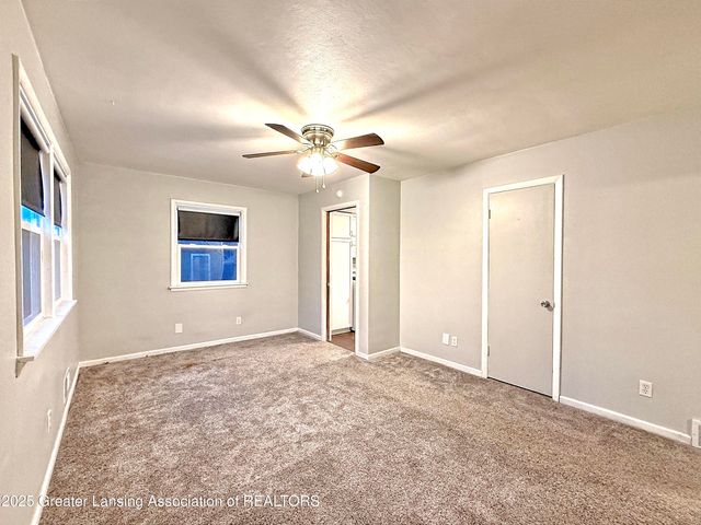 1319 Hillcrest Street, Lansing, MI 48910