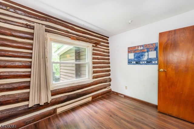 51 Poplar Grove Ter, West Milford Twp., NJ 07480