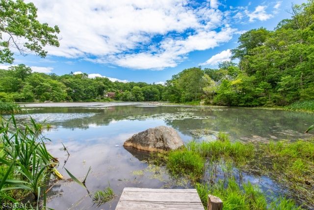 51 Poplar Grove Ter, West Milford Twp., NJ 07480