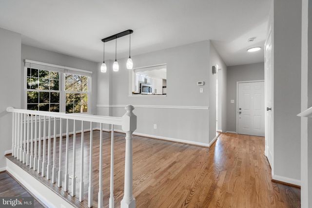 5661 THORNDYKE CT, Centreville, VA 20120