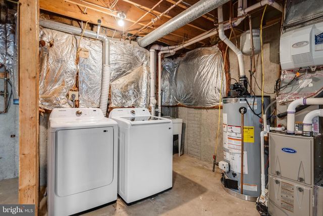 5661 THORNDYKE CT, Centreville, VA 20120