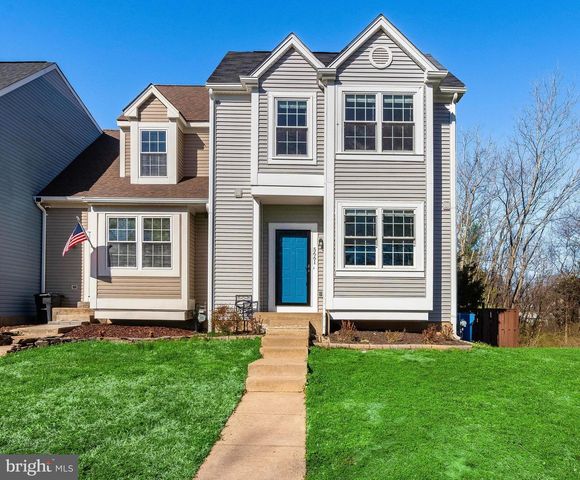 5661 THORNDYKE CT, Centreville, VA 20120