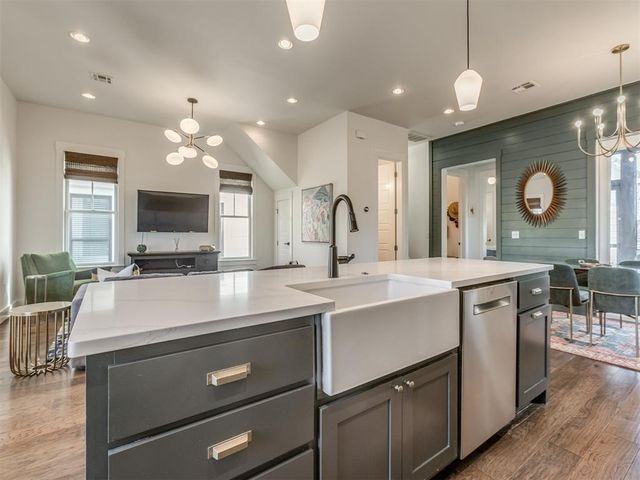 40 Redbud Street, Carlton Landing, OK 74432