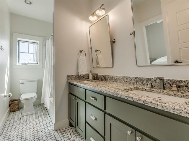 40 Redbud Street, Carlton Landing, OK 74432