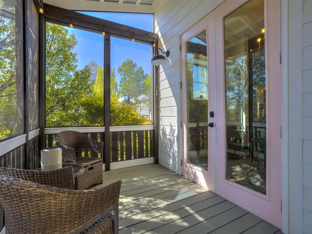 40 Redbud Street, Carlton Landing, OK 74432