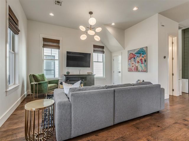 40 Redbud Street, Carlton Landing, OK 74432