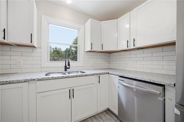 104 Bowman Street, Harrisonville, MO 64701