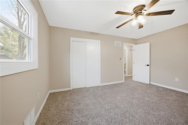 104 Bowman Street, Harrisonville, MO 64701