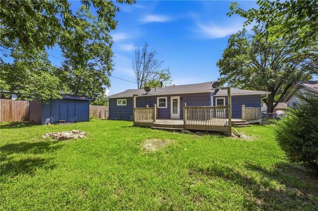 104 Bowman Street, Harrisonville, MO 64701