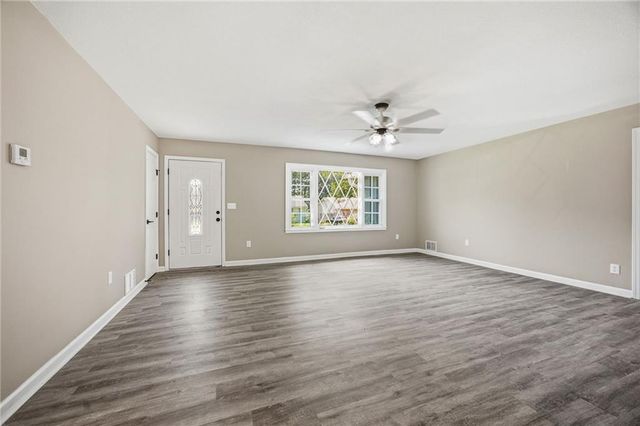 104 Bowman Street, Harrisonville, MO 64701