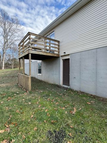 214 Joshua Court, Frankfort, KY 40601