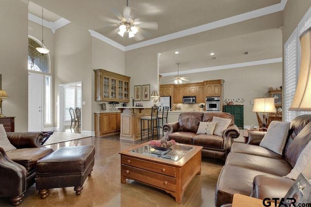 209 Clubview, Hideaway, TX 75771