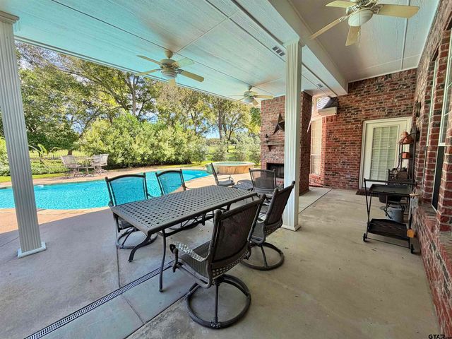 209 Clubview, Hideaway, TX 75771