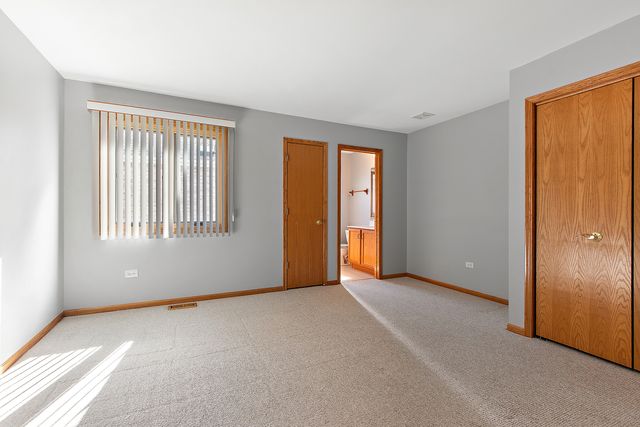 17915 Crooked Creek Court, Orland Park, IL 60467