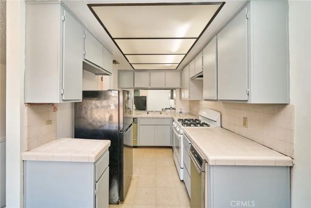1826 Garvey 9, Alhambra, CA 91803