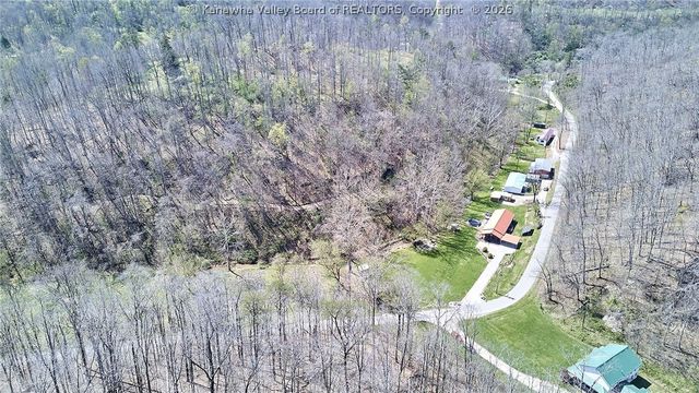 965 McComas Branch Road, Milton, WV 25541