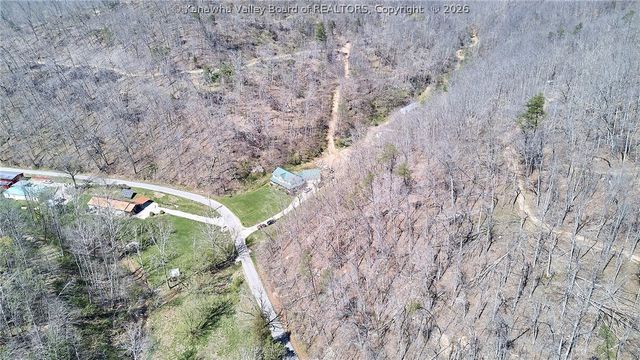 965 McComas Branch Road, Milton, WV 25541