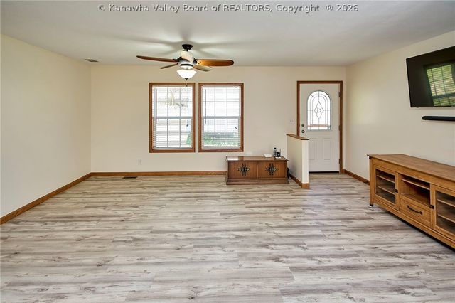 965 McComas Branch Road, Milton, WV 25541