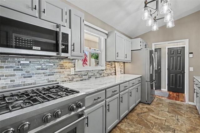 1157 Summit Way, Blairsville, GA 30512