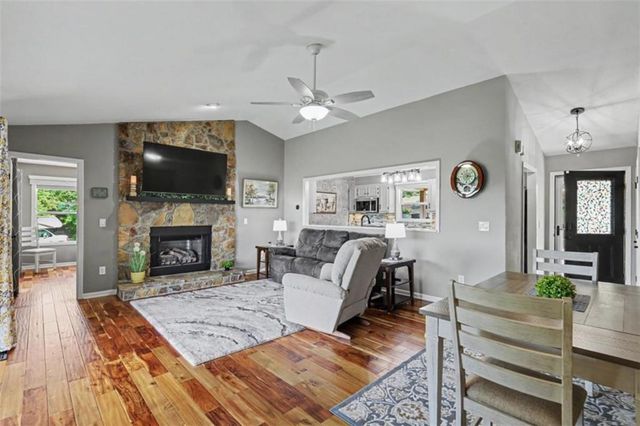 1157 Summit Way, Blairsville, GA 30512