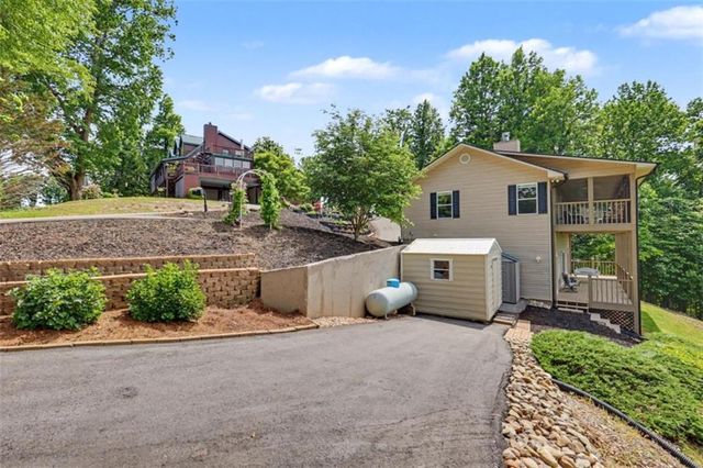 1157 Summit Way, Blairsville, GA 30512
