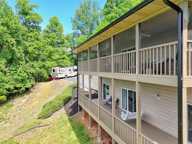 1157 Summit Way, Blairsville, GA 30512