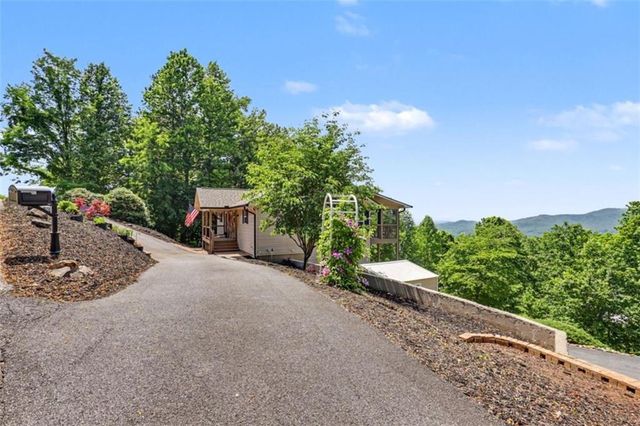 1157 Summit Way, Blairsville, GA 30512