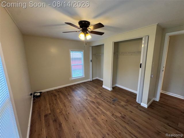 28747 West Road, New Boston, MI 48164