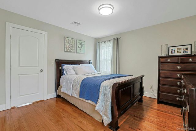 40 Sherwood Drive, Nanuet, NY 10954