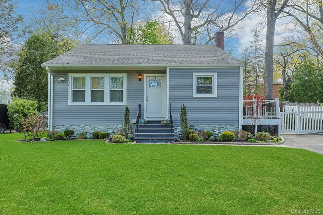 40 Sherwood Drive, Nanuet, NY 10954