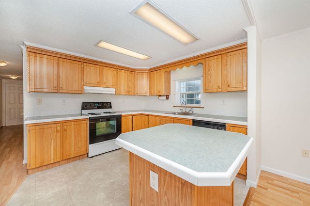 153 Eagle Drive, Rochester, NH 03868