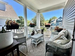 305 Cabot St. 4, Newton, MA 02460