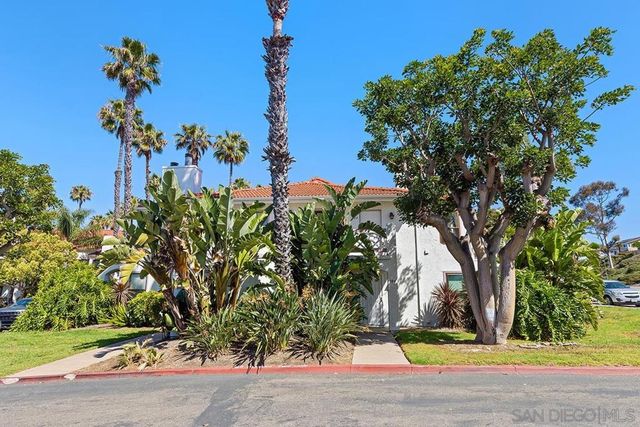 13262 Salmon River Rd 204, San Diego, CA 92129