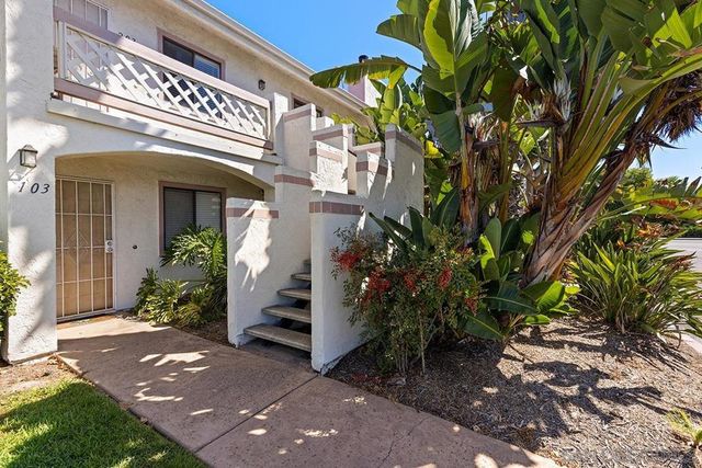 13262 Salmon River Rd 204, San Diego, CA 92129