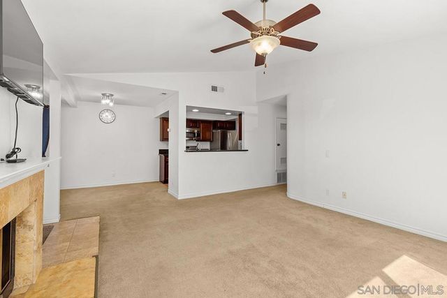 13262 Salmon River Rd 204, San Diego, CA 92129