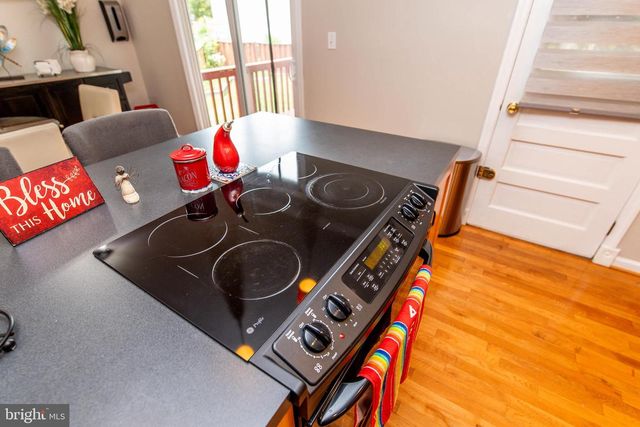 15613 WEMBROUGH ST, Silver Spring, MD 20905