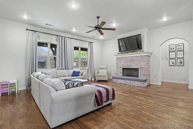 10474 S 86th Place, Bixby, OK 74133