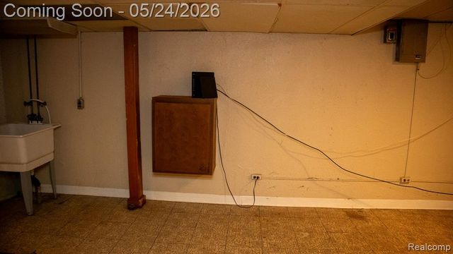 1011 Trevor Place, Detroit, MI 48207