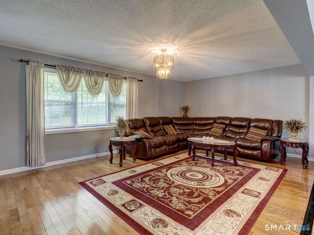 100 Mount Tobe Road, Plymouth, CT 06782