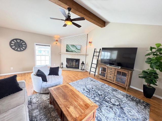 426 Sylvan DRIVE, Fontana, WI 53125