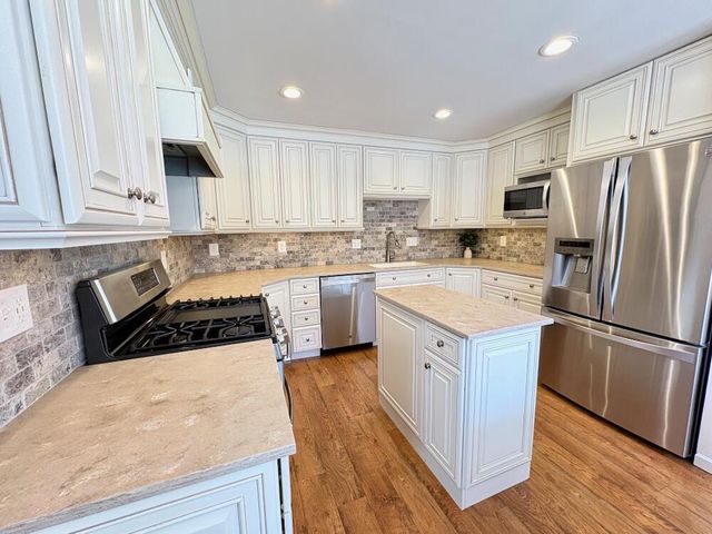 426 Sylvan DRIVE, Fontana, WI 53125