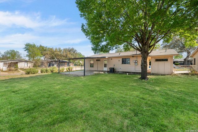 4135 King Krest, San Antonio, TX 78219