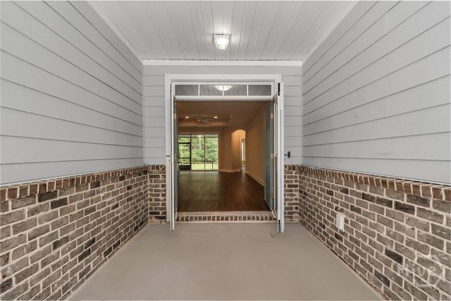 40 Washington Way, Richmond Hill, GA 31324