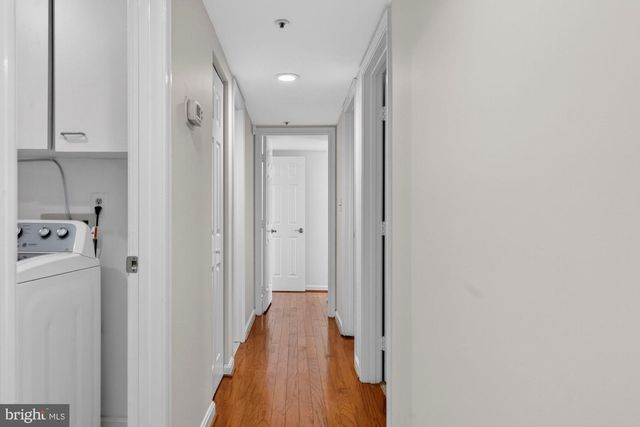 207-A PARK ST SE, Vienna, VA 22180