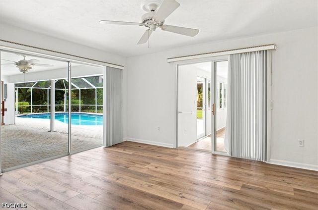 1364 Shadow LN, Fort Myers, FL 33901