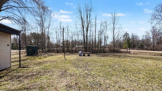 4042 S Oak Drive, Beaverton, MI 48612