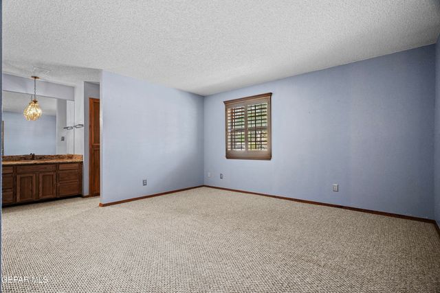 360 RIO ESTANCIA Drive, El Paso, TX 79932